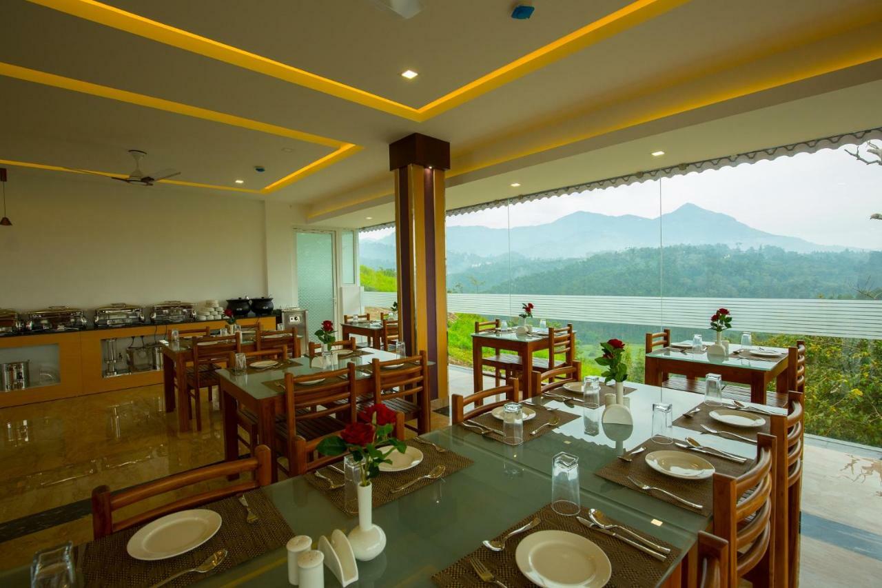 The Lake View Munnar Esterno foto